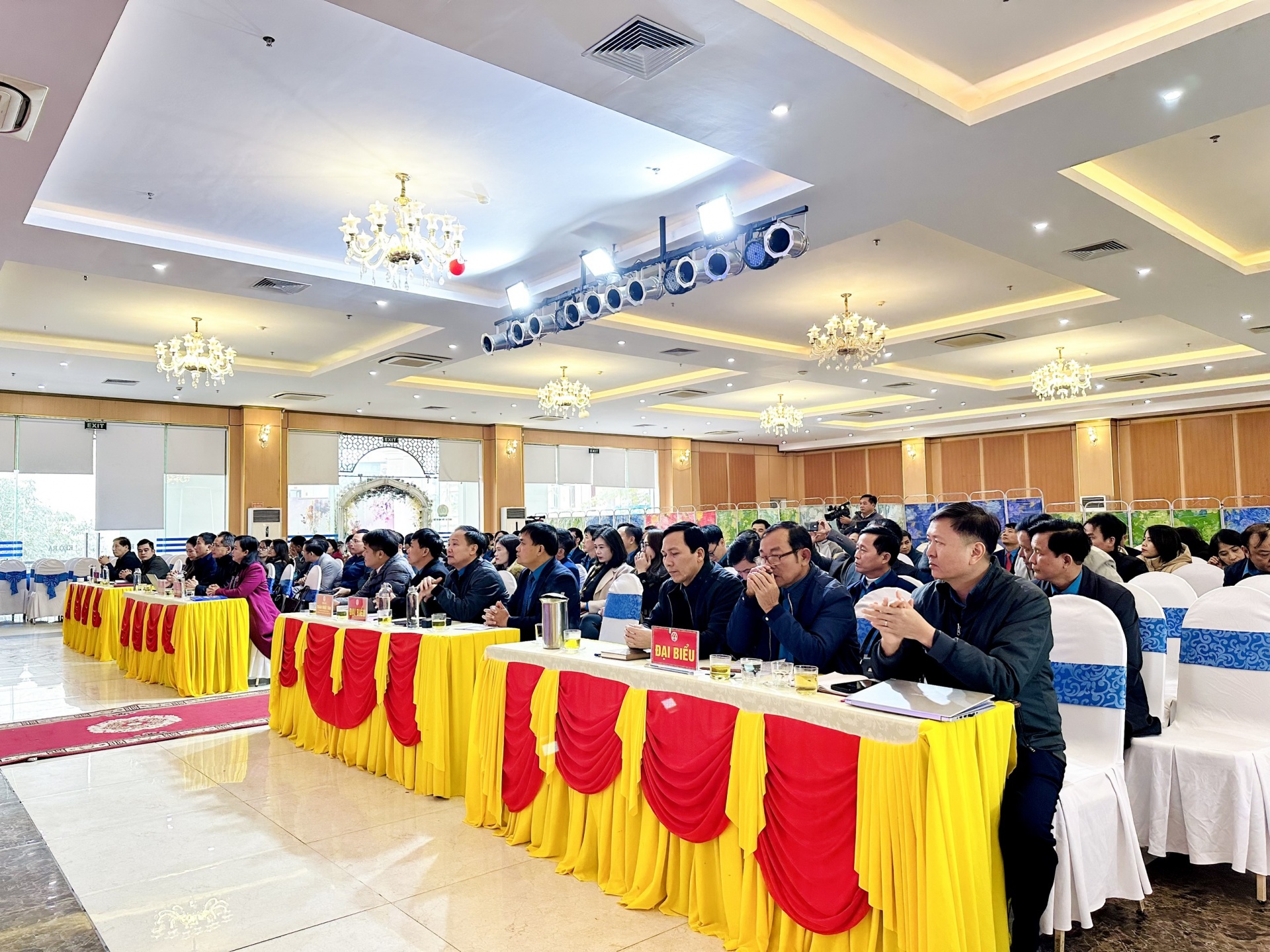 Tập trung nguồn lực để nâng cao vai trò, vị thế của tổ chức Công đoàn Tập trung nguồn lực để nâng cao vai trò, vị thế của tổ chức Công đoàn