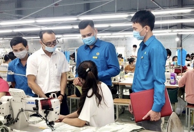 Tập trung nguồn lực để nâng cao vai trò, vị thế của tổ chức Công đoàn Tập trung nguồn lực để nâng cao vai trò, vị thế của tổ chức Công đoàn