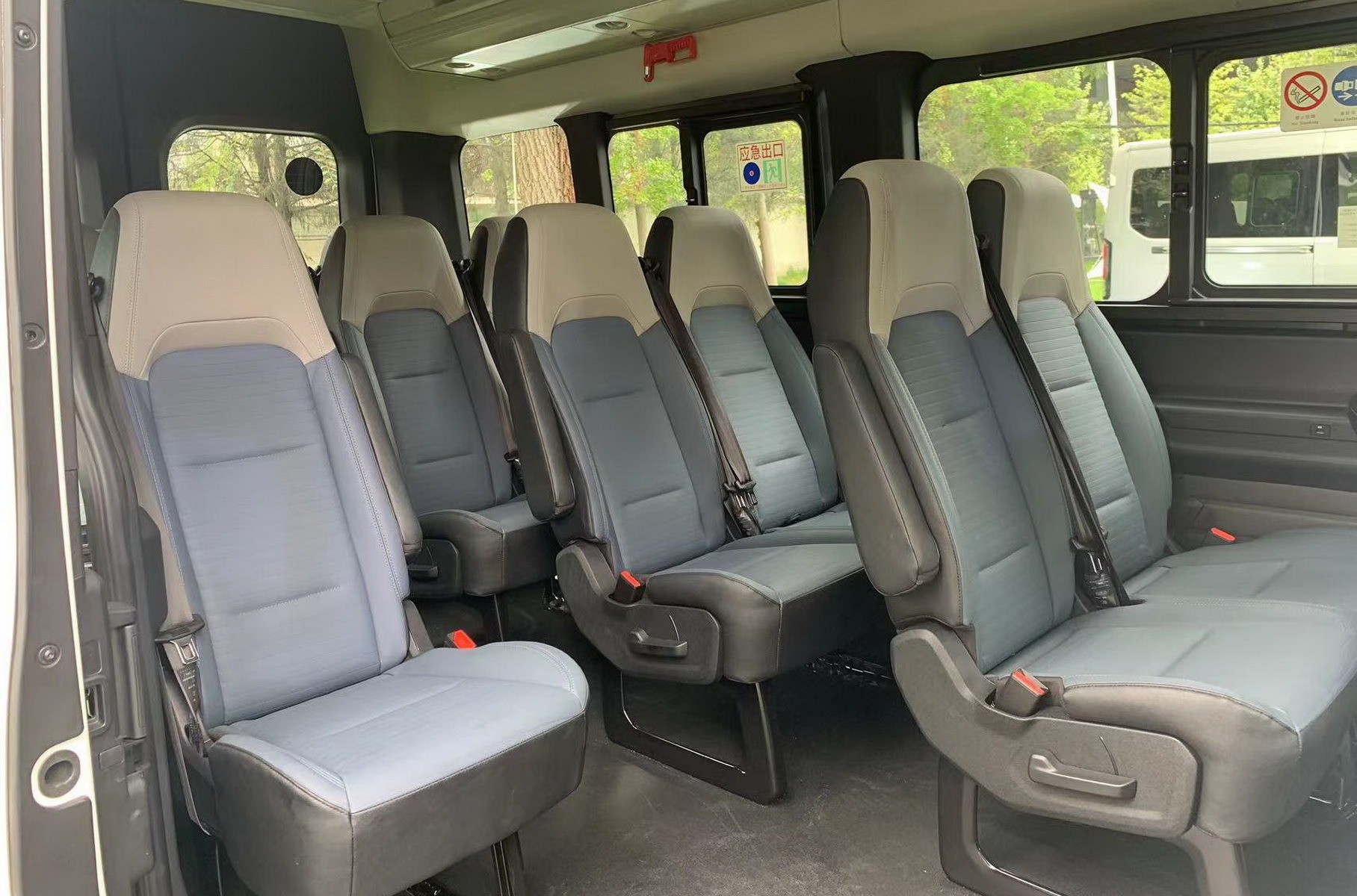 Cận cảnh Ford Transit 2024 về sắp được bán tại Việt Nam