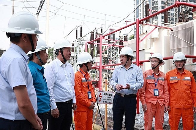 Đại diện, thương lượng quyền lợi về ATVSLĐ, tiền lương cho người lao động Đại diện, thương lượng quyền lợi về ATVSLĐ, tiền lương cho người lao động