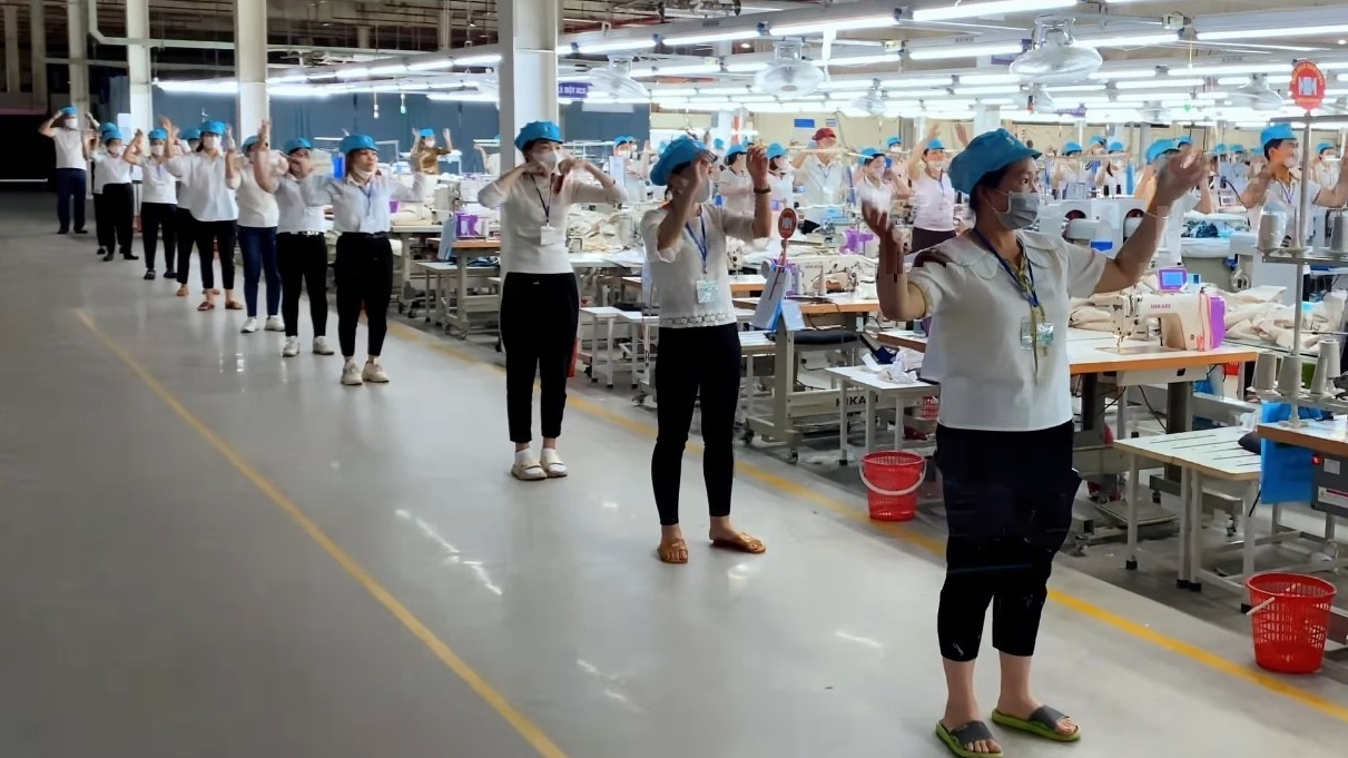 Xua tan uể oải nhờ 5 phút thể dục giữa ca