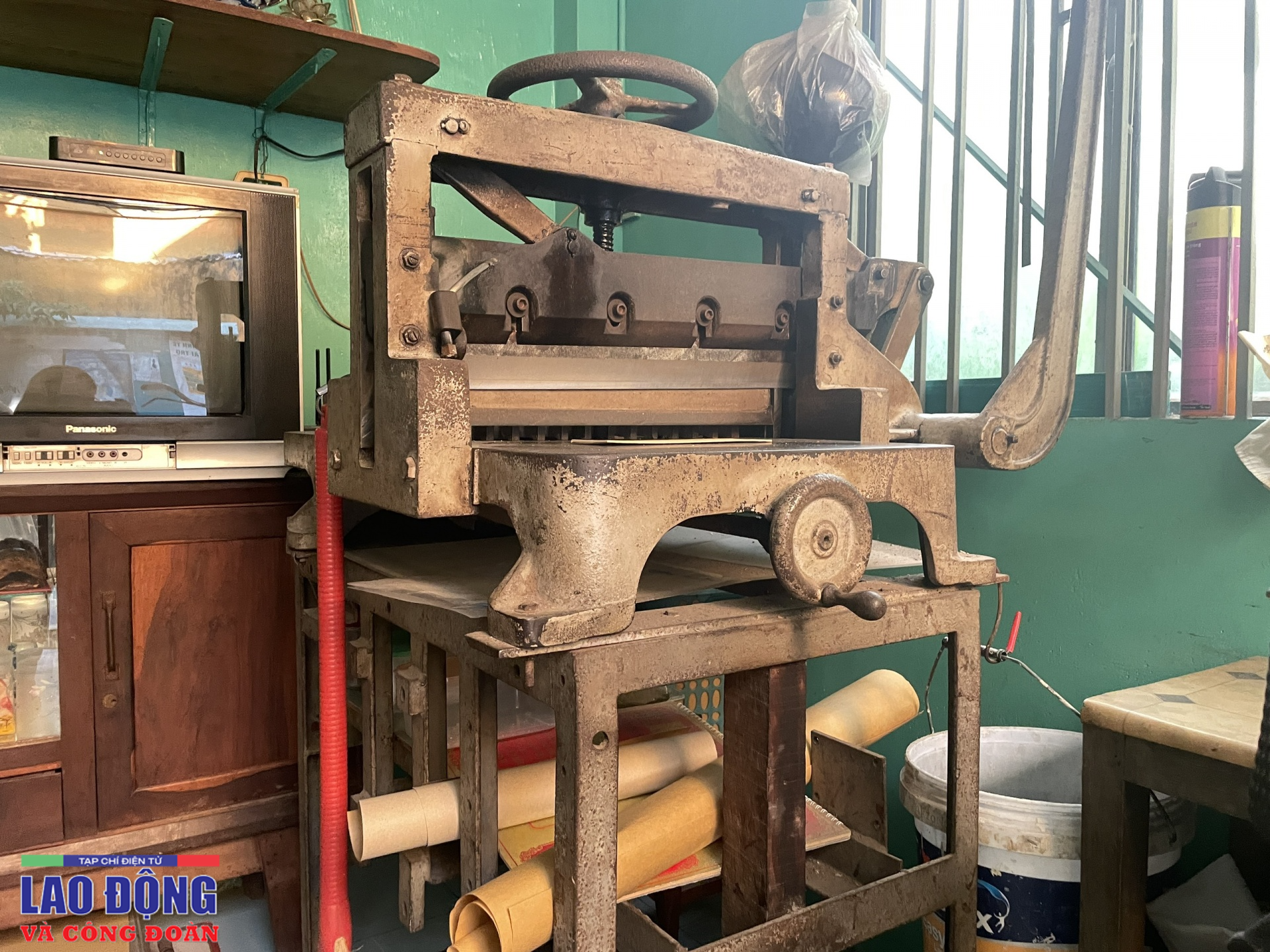 Vị “lương y” của những cuốn sách cũ