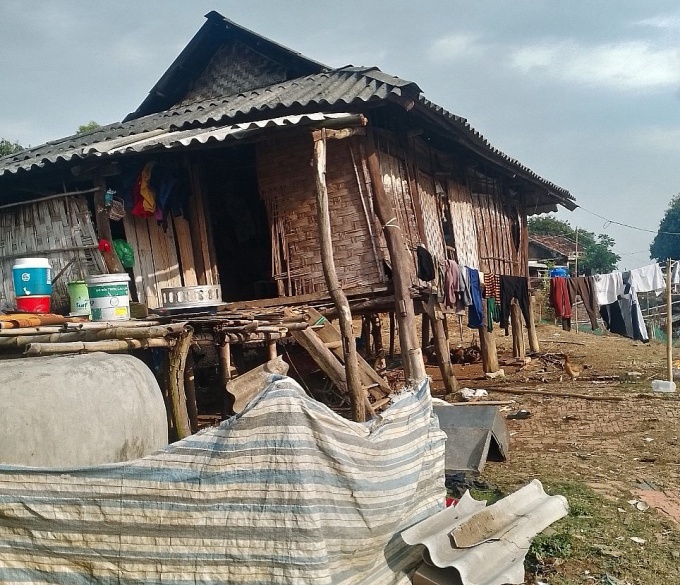 Công đoàn chăm lo cho đoàn viên, NLĐ vùng sâu, vùng xa, người dân tộc thiểu số Công đoàn chăm lo cho đoàn viên, NLĐ vùng sâu, vùng xa, người dân tộc thiểu số