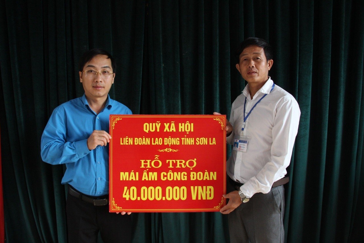 Công đoàn chăm lo cho đoàn viên, NLĐ vùng sâu, vùng xa, người dân tộc thiểu số Công đoàn chăm lo cho đoàn viên, NLĐ vùng sâu, vùng xa, người dân tộc thiểu số