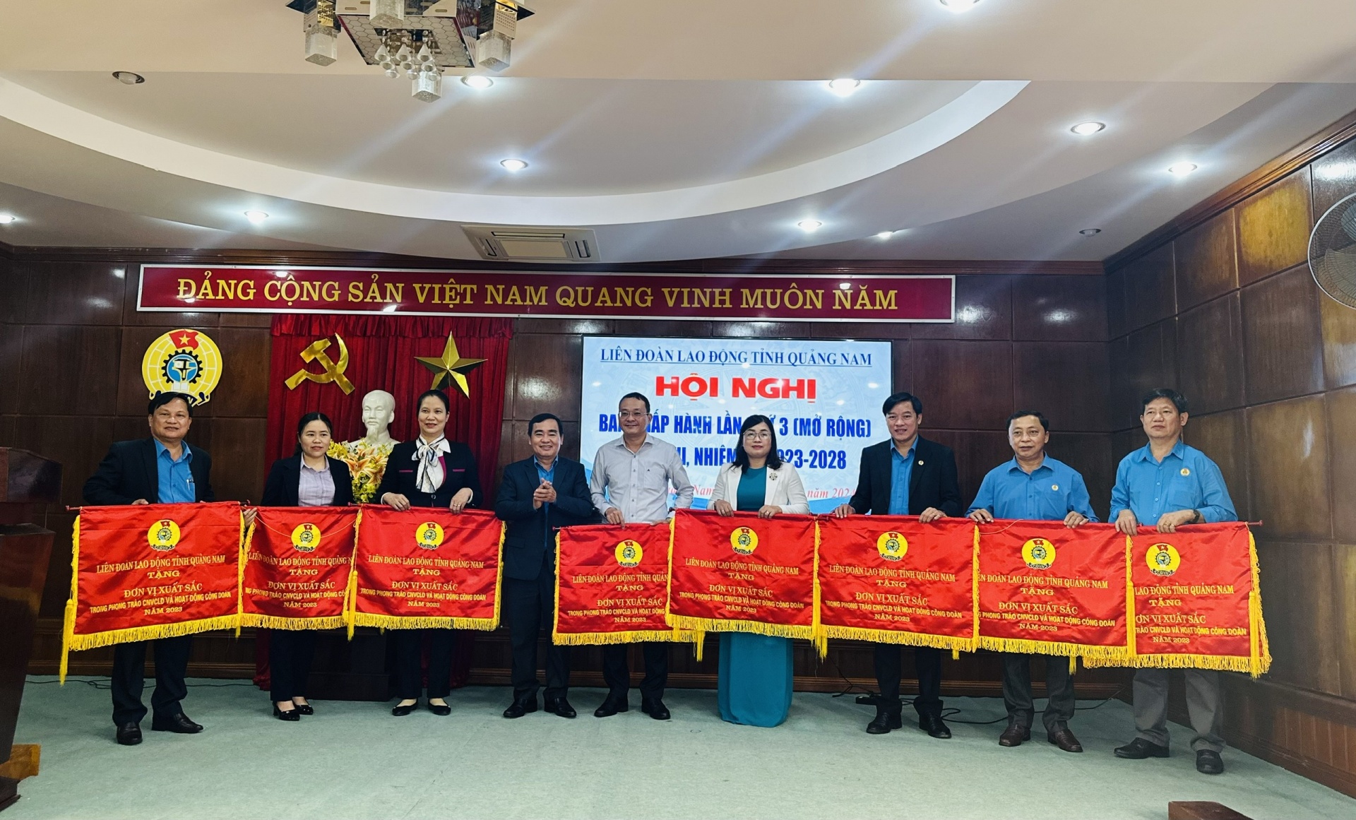 “Đến với đoàn viên, người lao động bằng: thực chất, thực lòng, thực tâm”