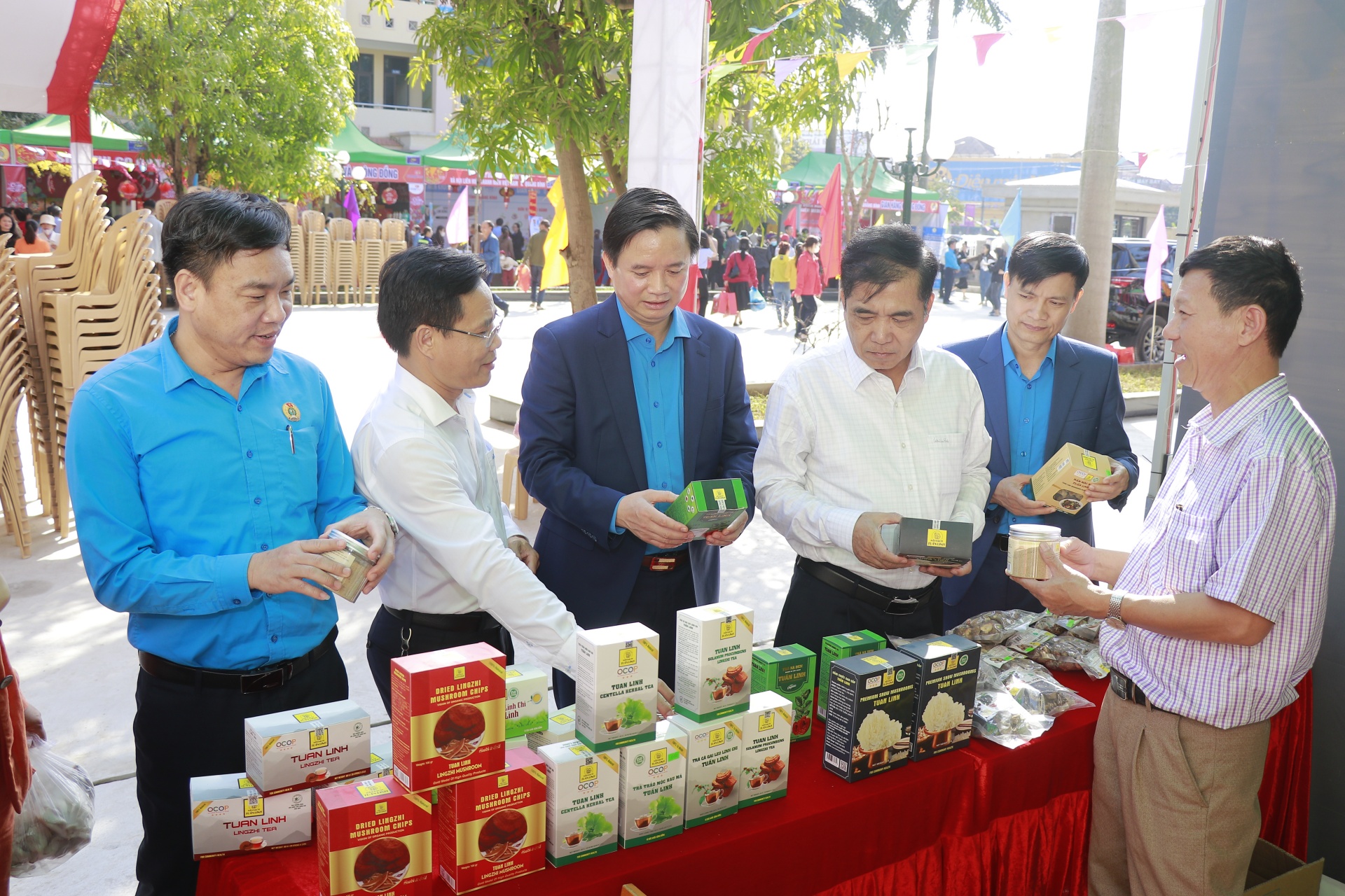 “Tết sum vầy - Xuân chia sẻ” đã đến với đoàn viên, người lao động tại Quảng Bình