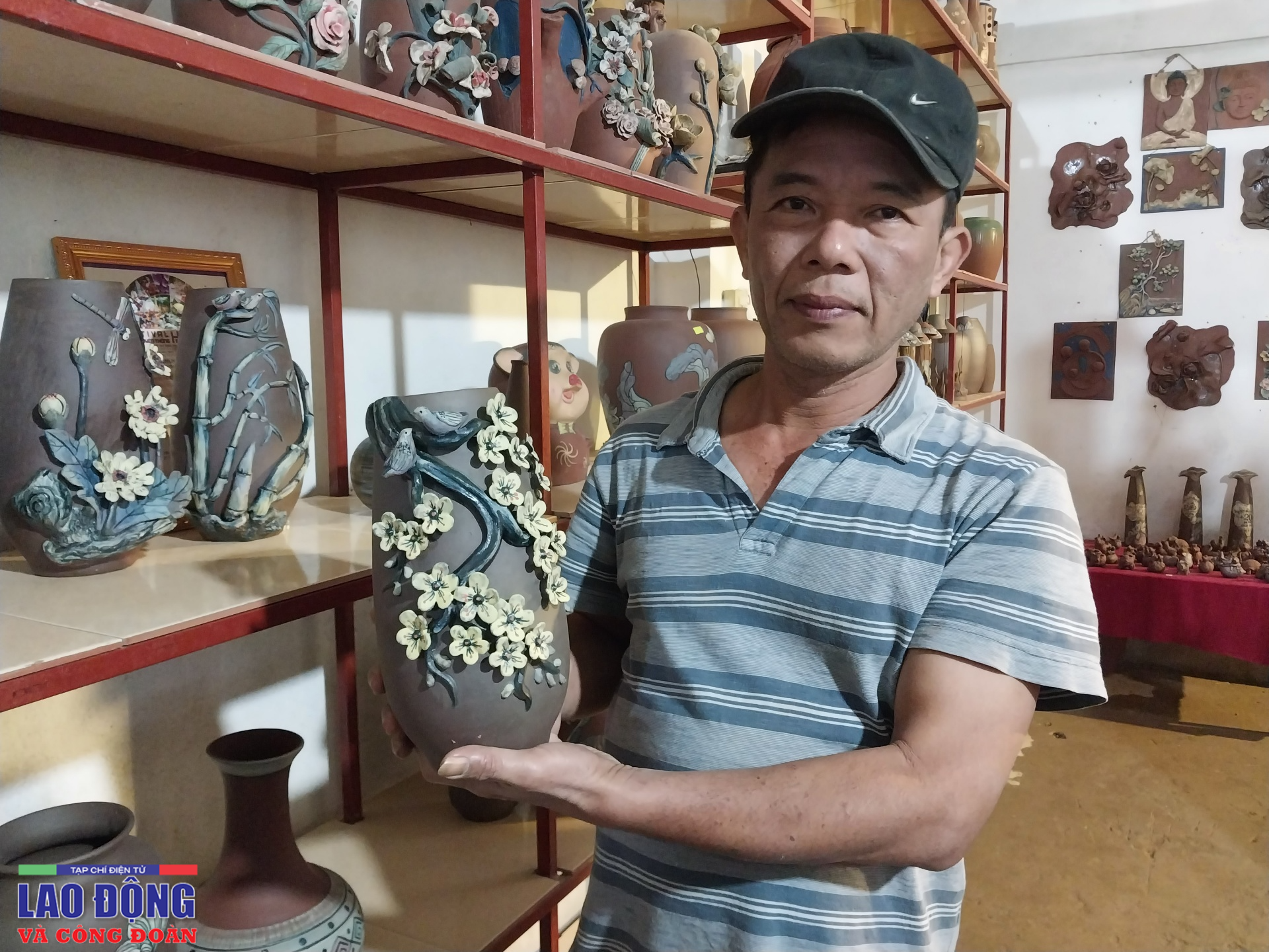 Những người níu giữ gốm Phước Tích Những người níu giữ gốm Phước Tích