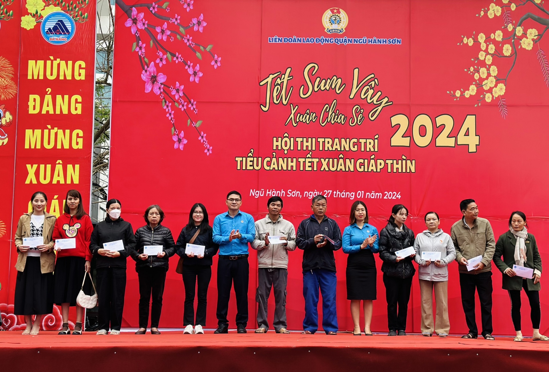 Du khách thích thú trải nghiệm Tết Cổ truyền qua hoạt động của Công đoàn Du khách thích thú trải nghiệm Tết Cổ truyền qua hoạt động của Công đoàn