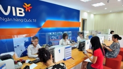 Hé lộ thù lao, lương thưởng năm 2023 của các sếp loạt ngân hàng