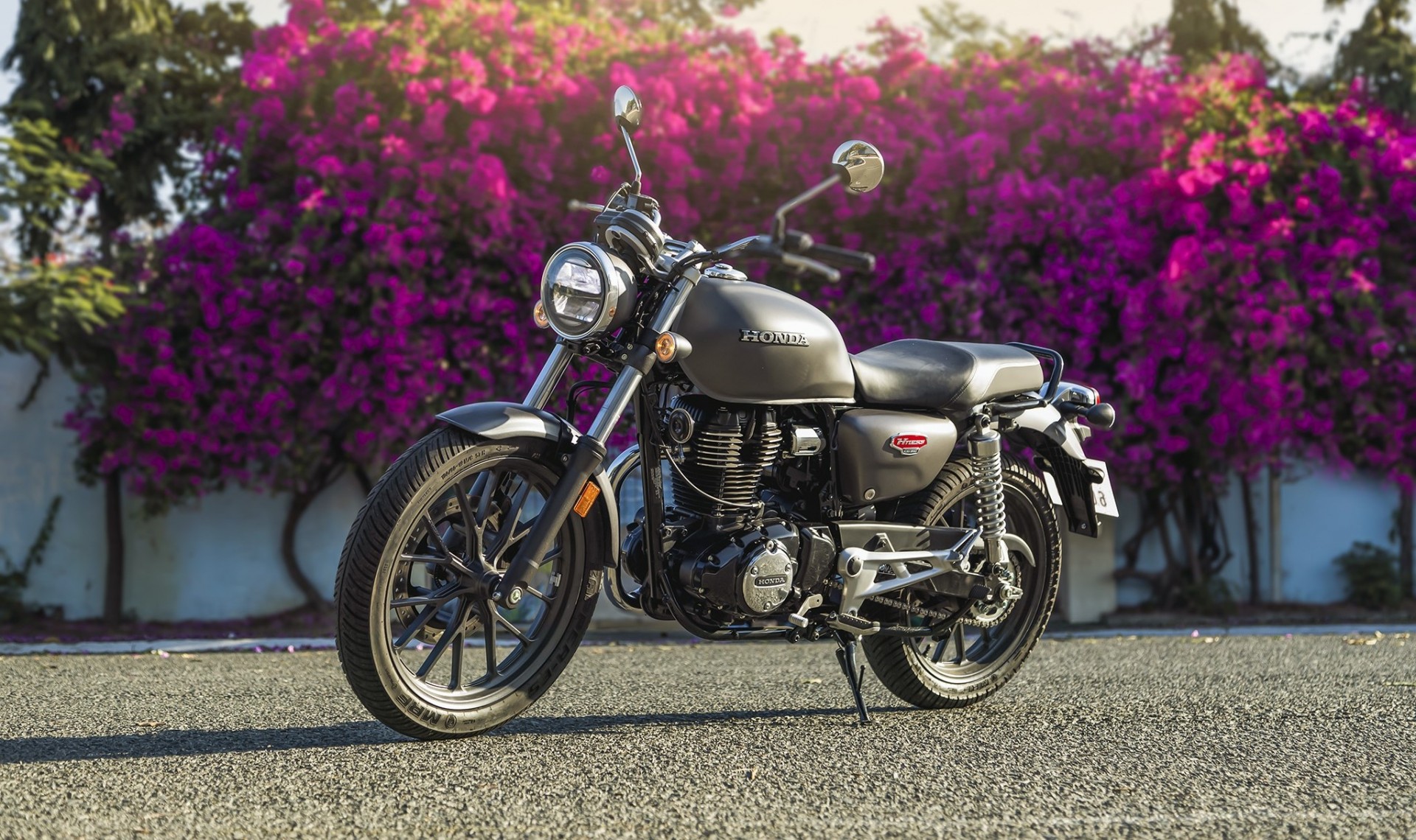 Honda CB350 H'ness: Lựa chọn mới cho người yêu xe classic