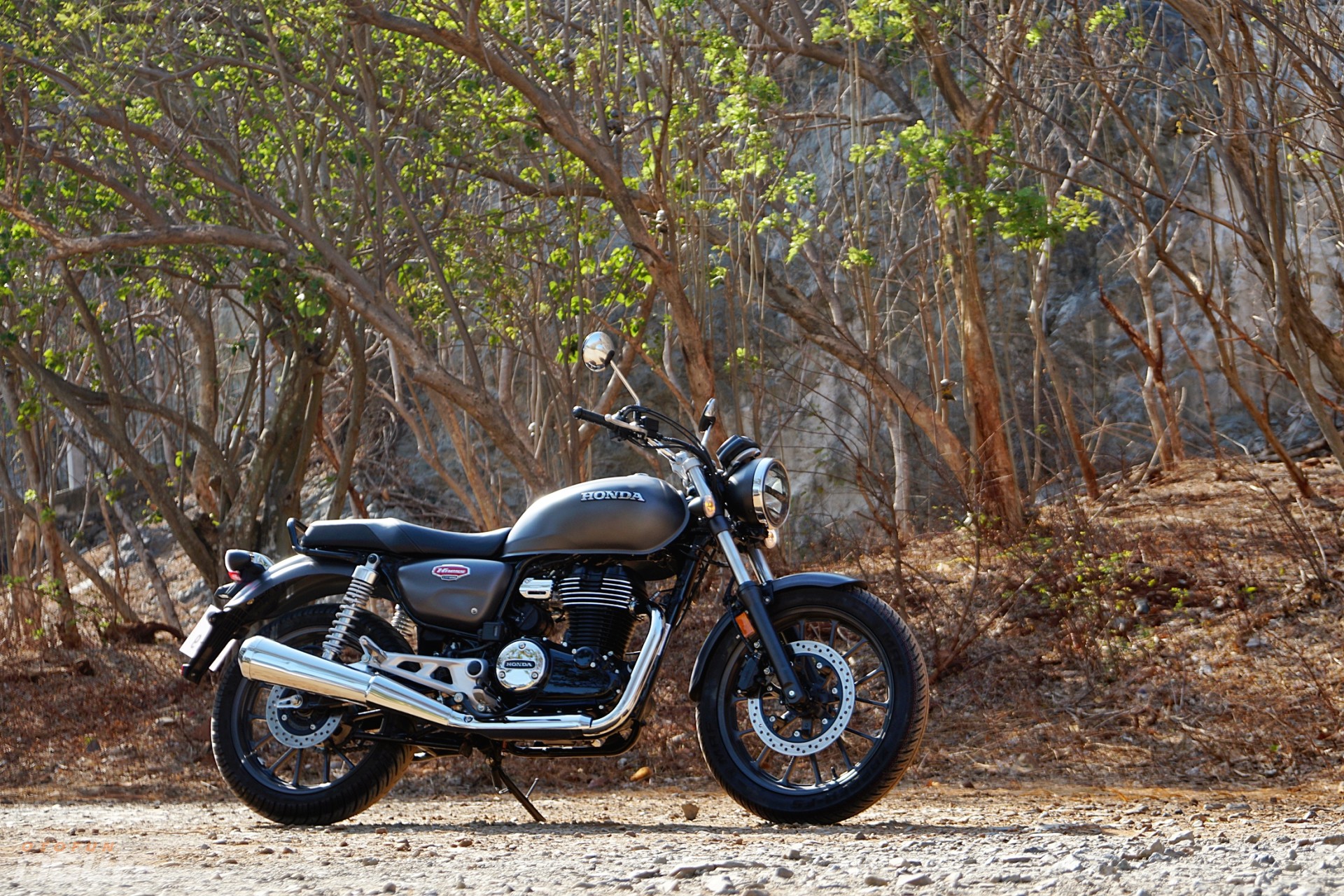 Honda CB350 H'ness: Lựa chọn mới cho người yêu xe classic