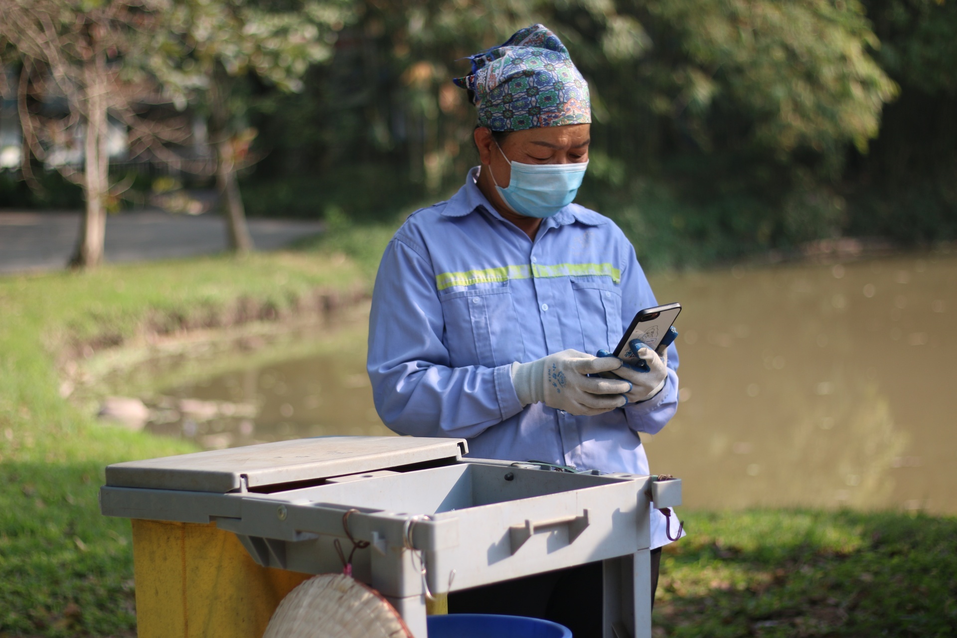 Làm thêm giờ ngày Tết được tính lương thế nào? Làm thêm giờ ngày Tết được tính lương thế nào?