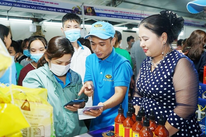 Kéo dài thêm thời gian chương trình Chợ Tết Công đoàn năm 2024