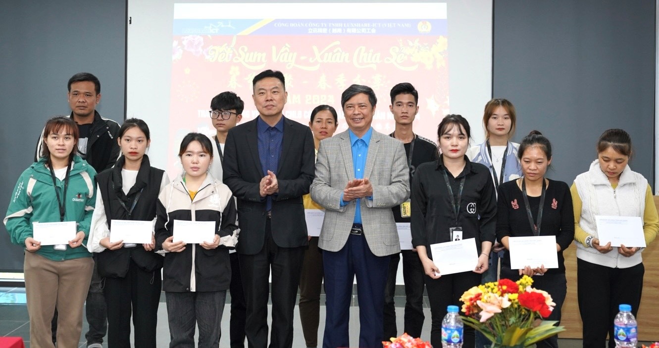 Chăm lo tốt cho đoàn viên, người lao động, không để ngừng việc tập thể dịp Tết