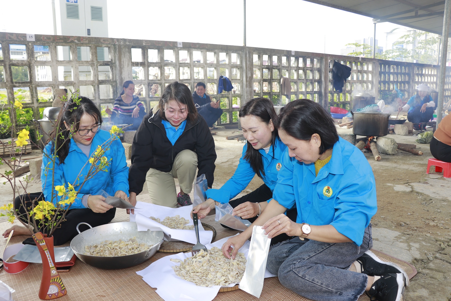 Công đoàn nối sợi dây đoàn kết trong 