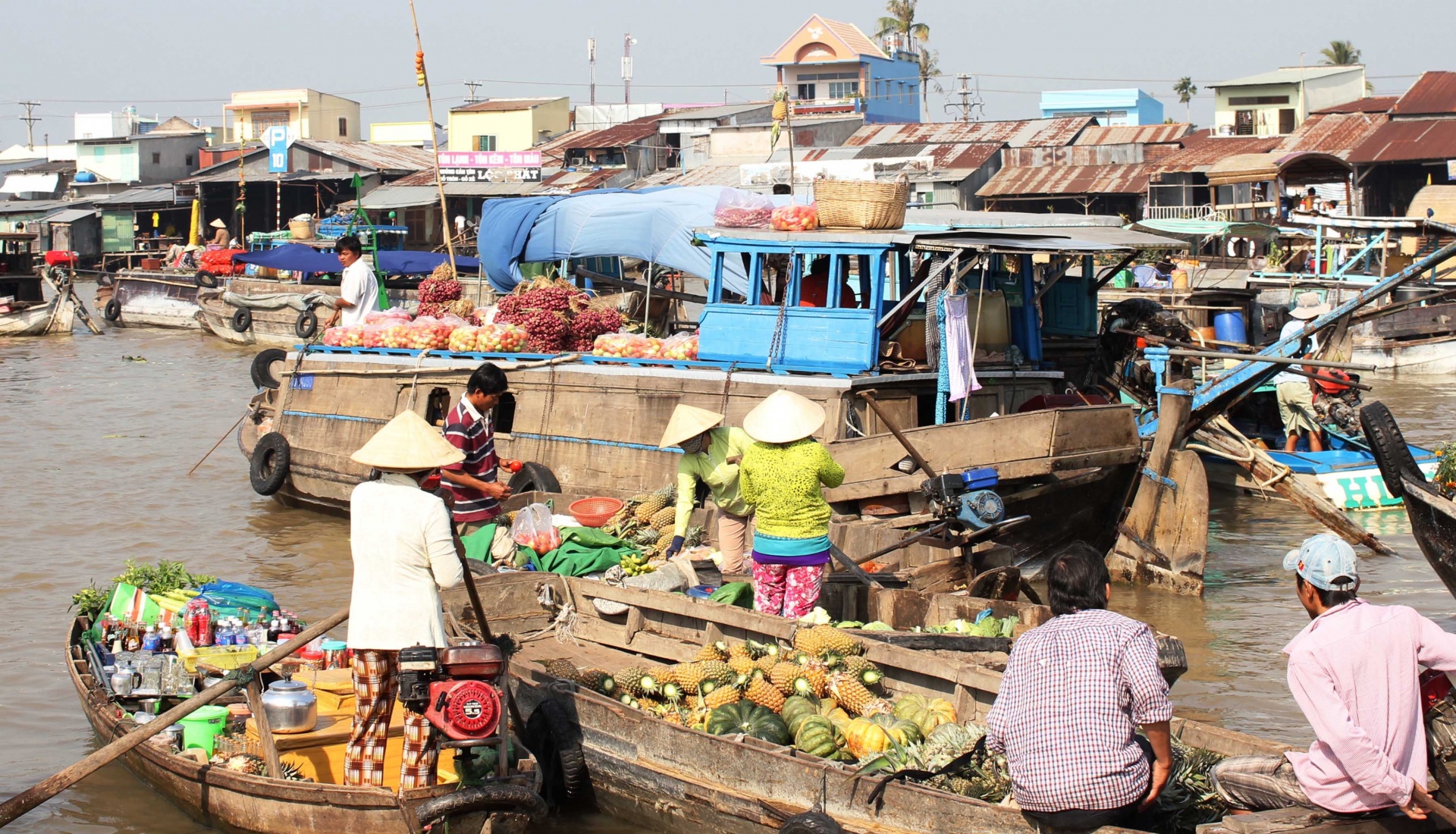 Chông chênh chợ nổi vào Xuân