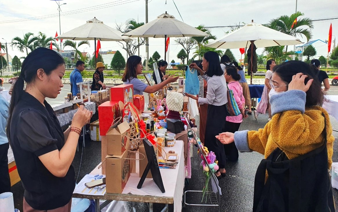 Trụ lại trong dịch, trở lại sau dịch Trụ lại trong dịch, trở lại sau dịch