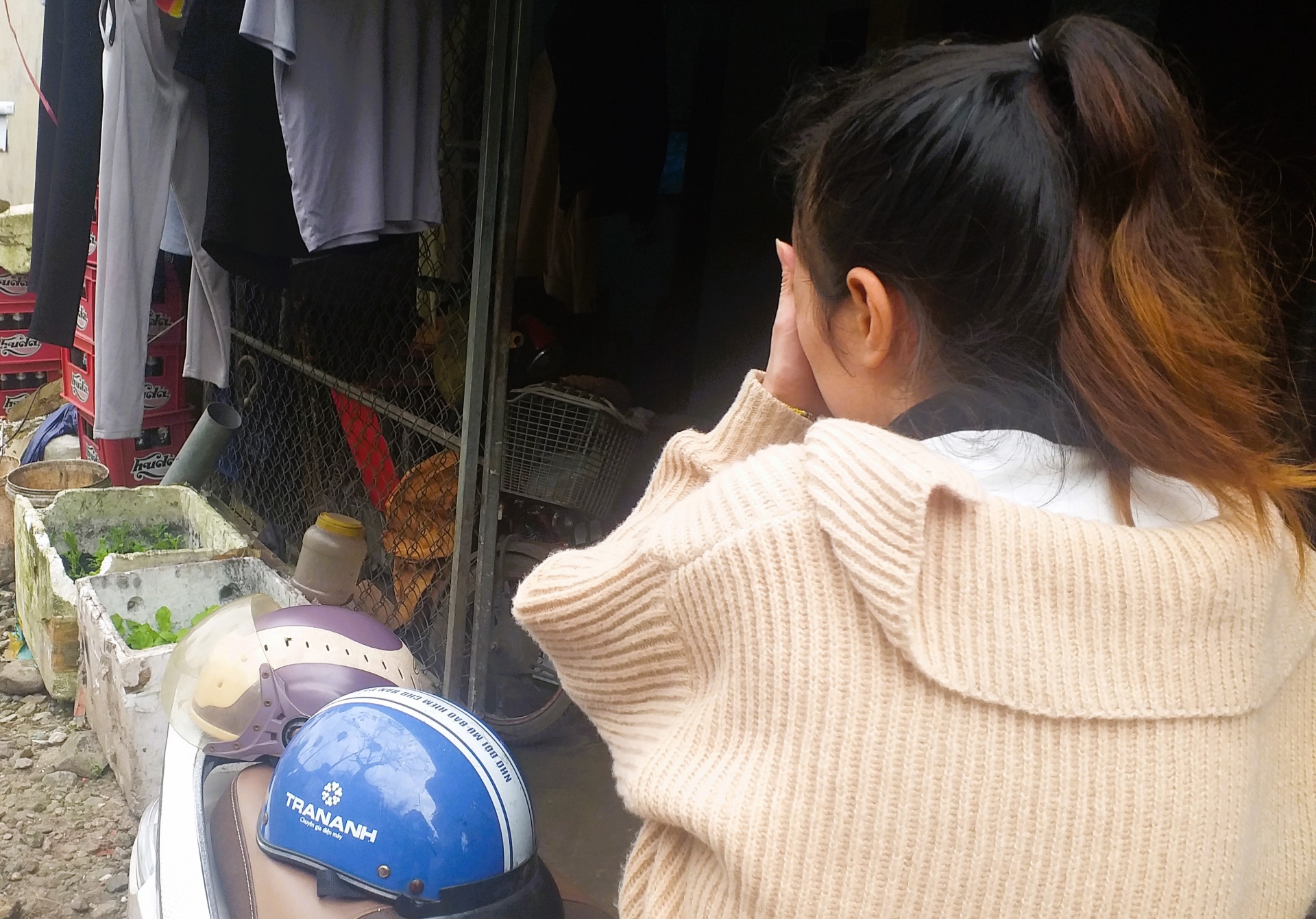 Công nhân muộn làm vì xe không xuất bến như dự kiến Công nhân muộn làm vì xe không xuất bến như dự kiến