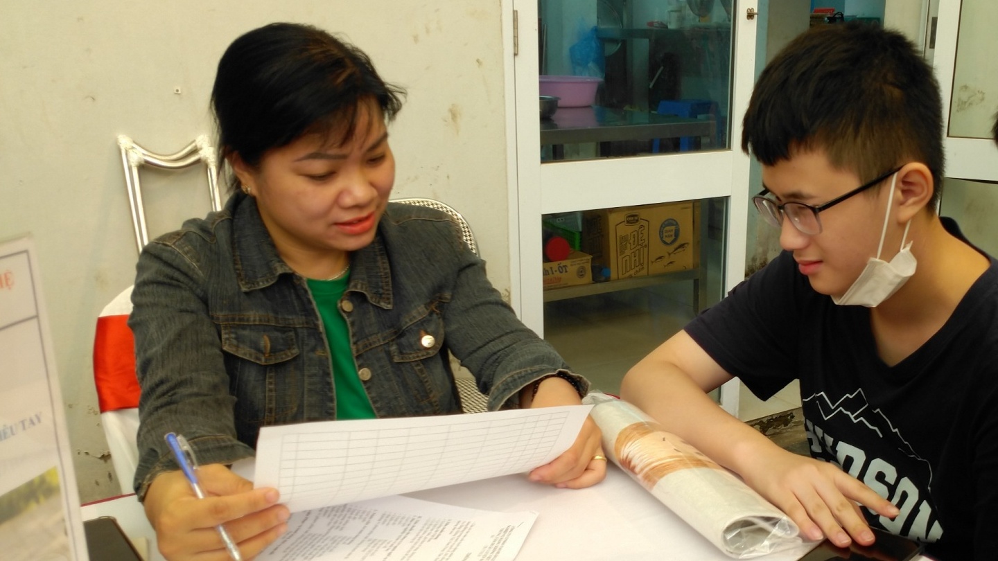 Công ty Mỹ nghệ Hồng Ngọc tuyển nhân viên thêu tay và bán hàng