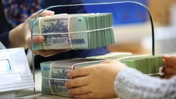 Người dân vui mừng khi lãi suất tiền gửi rục rịch tăng, lãi suất cho vay tiếp tục giảm