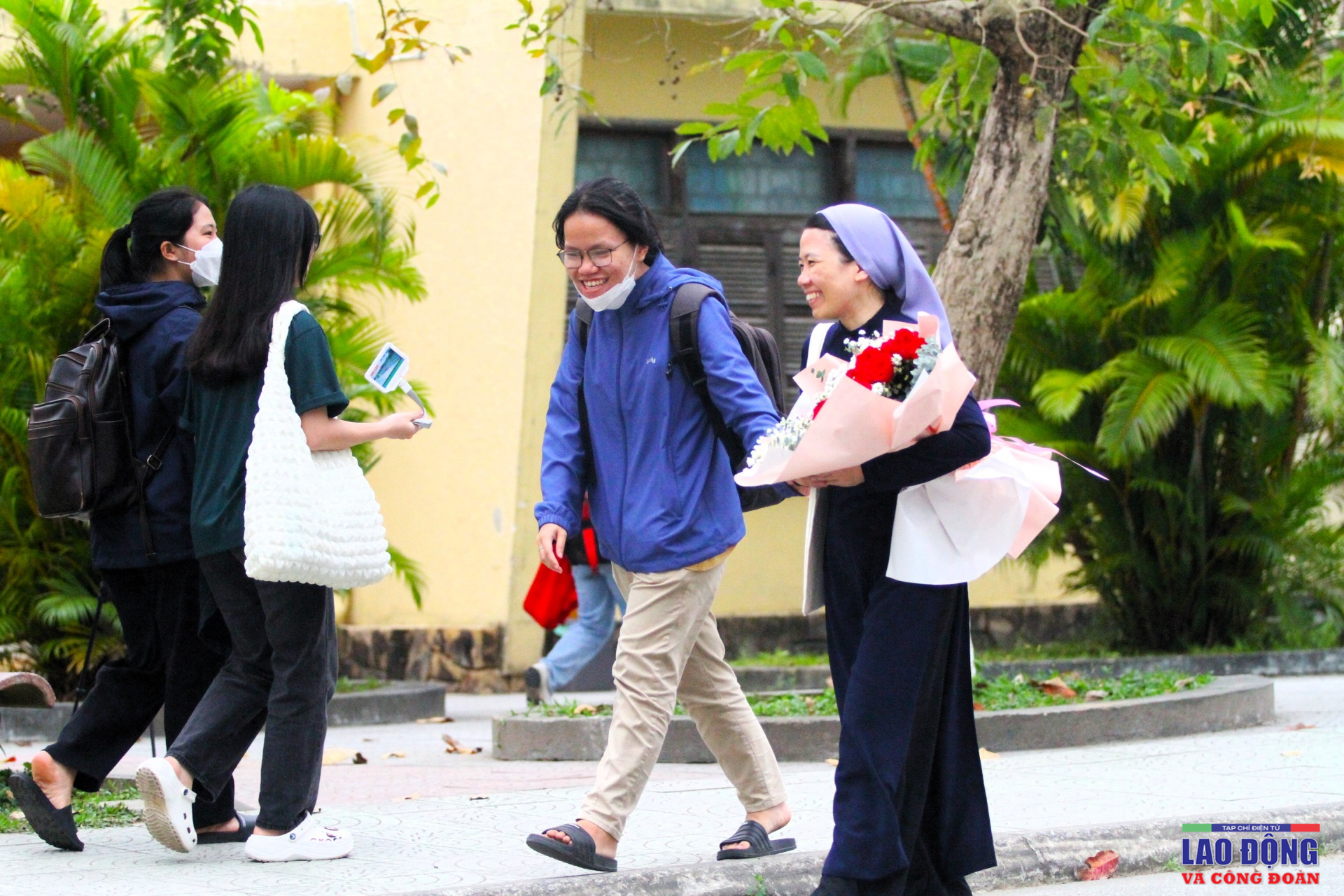 Vị nữ tu mang bóng dáng thiên thần