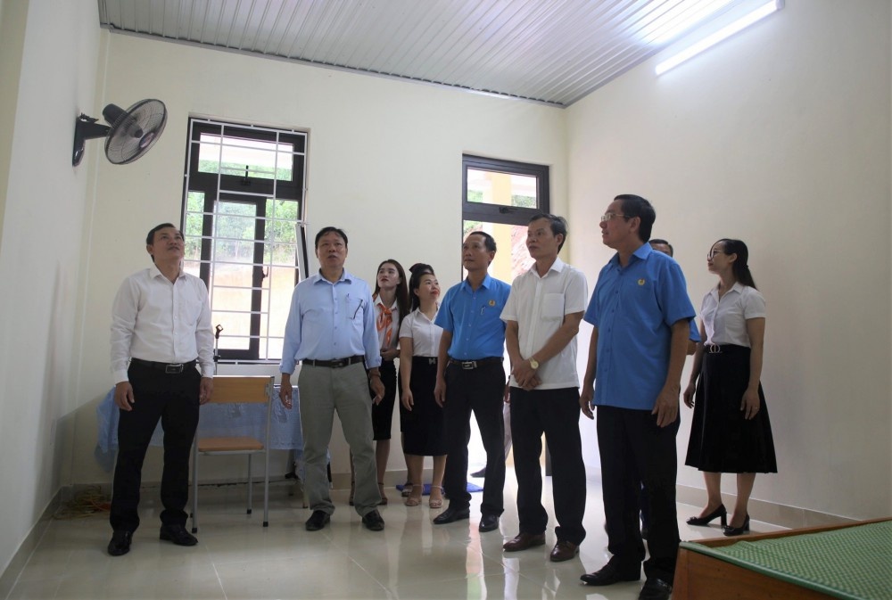 Hiện thực hóa ước mơ nhà công vụ cho giáo viên cắm bản