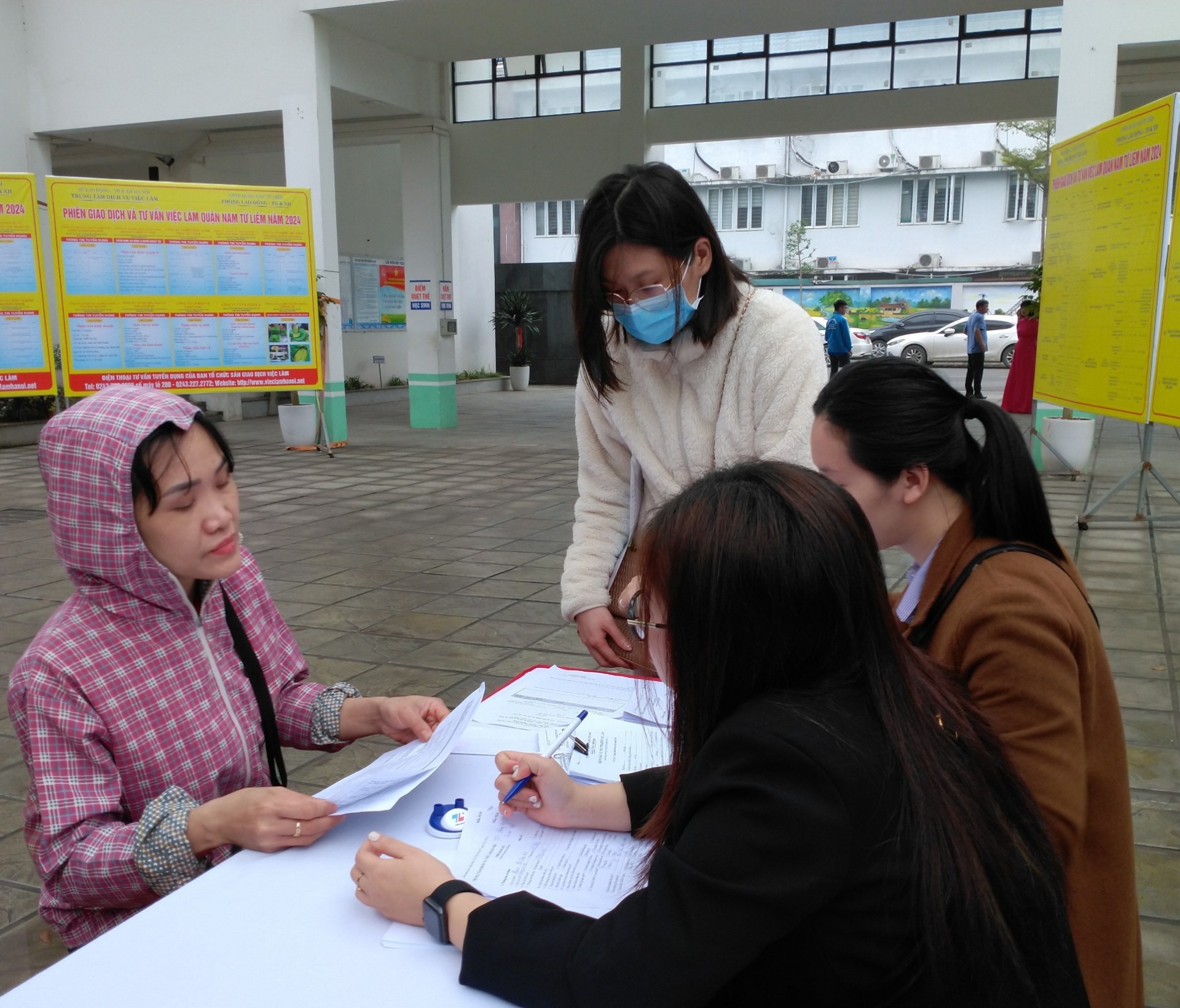 Cách nào thúc đẩy lao động nữ thăng tiến tại nơi làm việc? Cách nào thúc đẩy lao động nữ thăng tiến tại nơi làm việc?