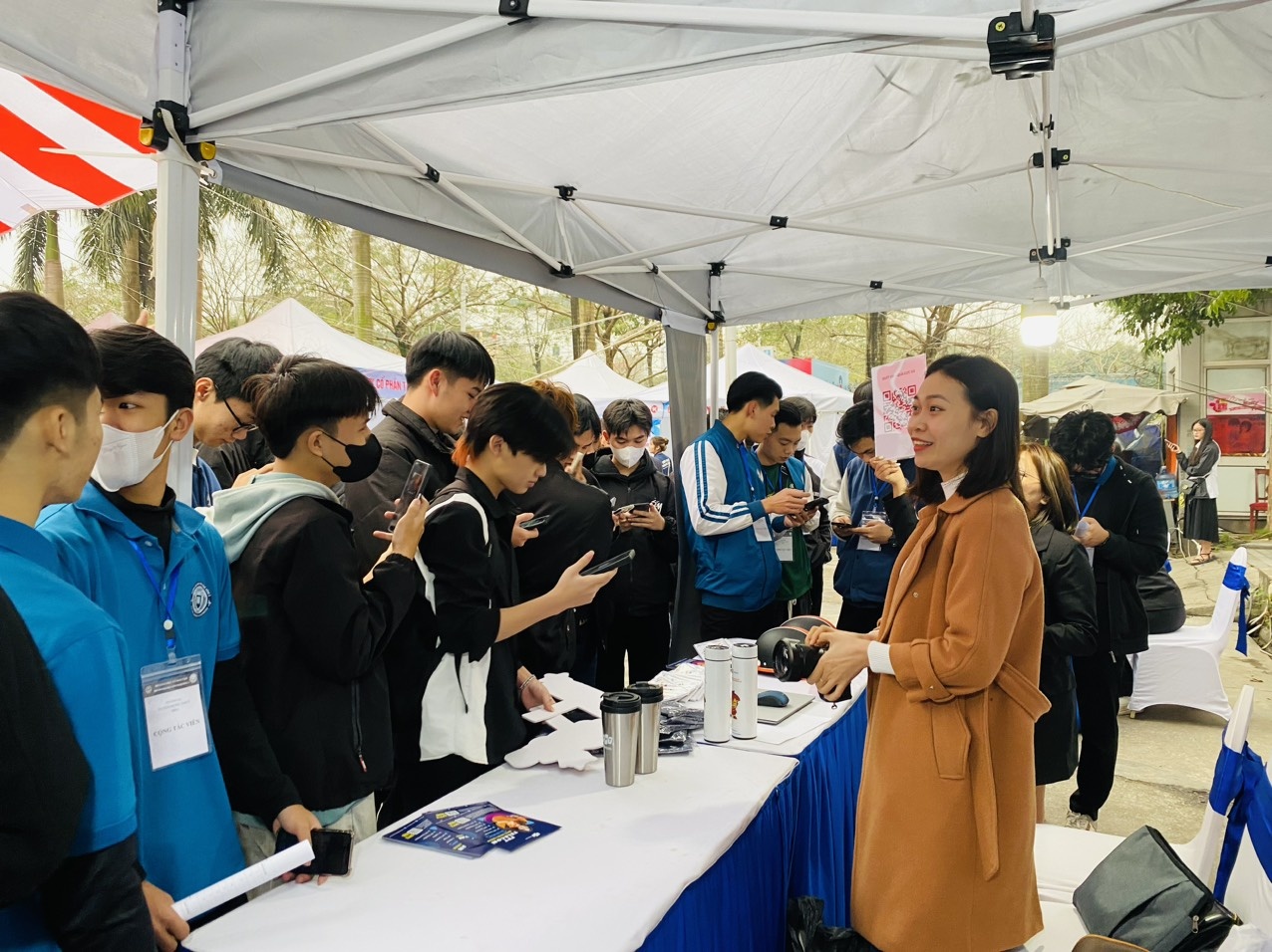 Hơn 2.300 cơ hội việc làm cho sinh viên