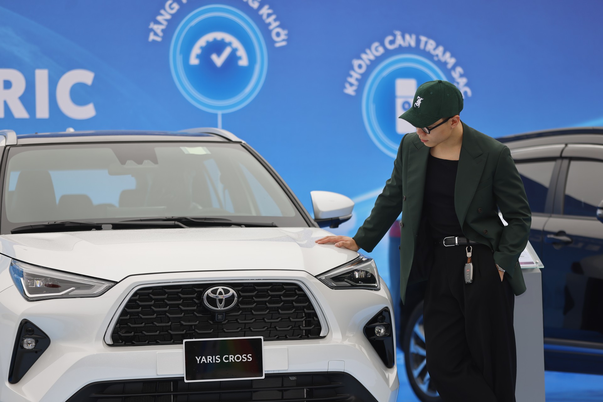 Toyota carnival chiêu đãi khách hàng tham quan với nhiều hoạt động thú vị