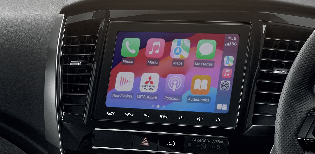 Cận cảnh Mitsubishi Pajero Sport 2024 ra mắt tại Thái Lan, thiết kế y như cũ