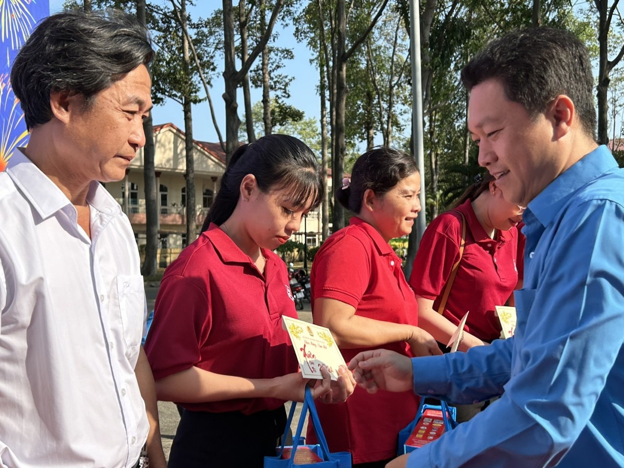 An Giang: Quyết liệt đẩy lùi nạn “tín dụng đen” trong công nhân lao động An Giang: Quyết liệt đẩy lùi nạn “tín dụng đen” trong công nhân lao động