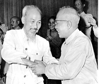 Đồng chí Tôn Đức Thắng: Từ người thợ máy đến lãnh đạo tổ chức công nhân