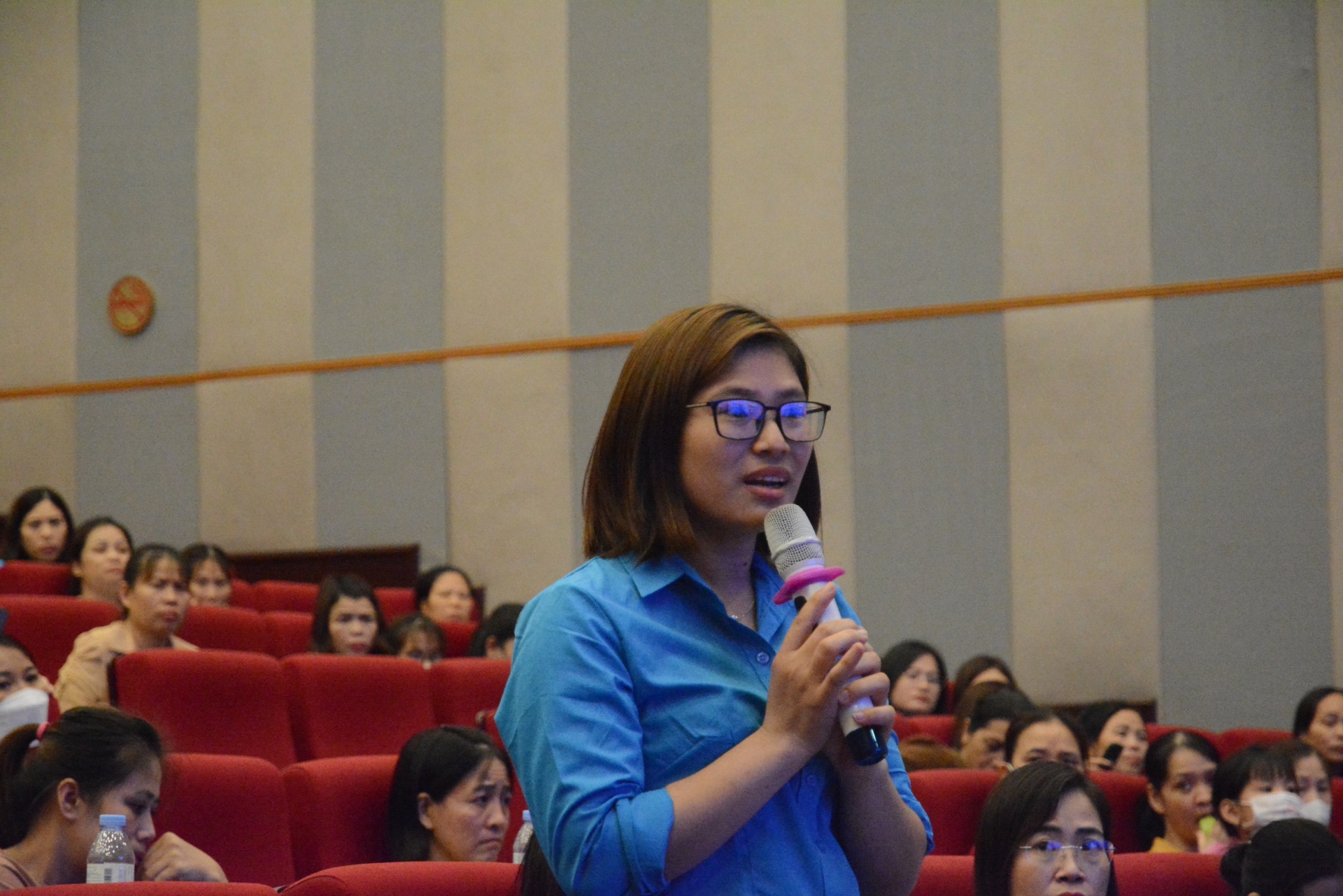 Cần bảo vệ quyền lợi, phẩm giá cho lao động nữ