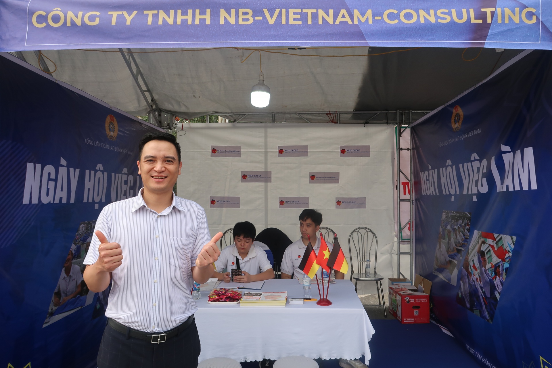 Hiệu quả kết nối cung - cầu tại Ngày hội việc làm cho lao động nữ Hiệu quả kết nối cung - cầu tại Ngày hội việc làm cho lao động nữ