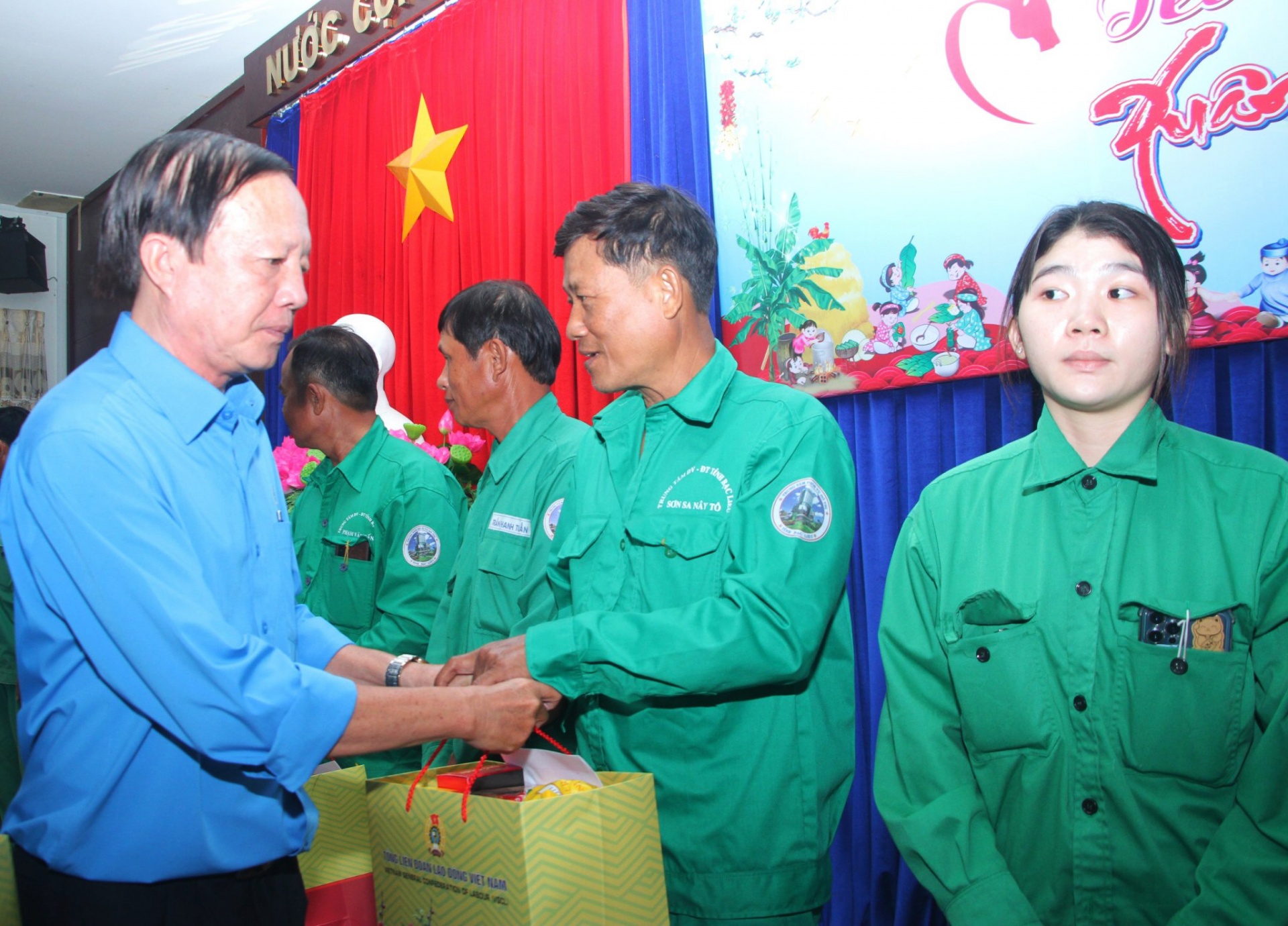 Bạc Liêu: Chăm lo đời sống người lao động gắn với đặc thù từng đơn vị Bạc Liêu: Chăm lo đời sống người lao động gắn với đặc thù từng đơn vị