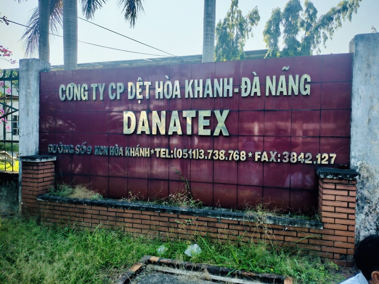 Đà Nẵng: Công nhân ngừng việc đi đòi lương, Công đoàn vào cuộc