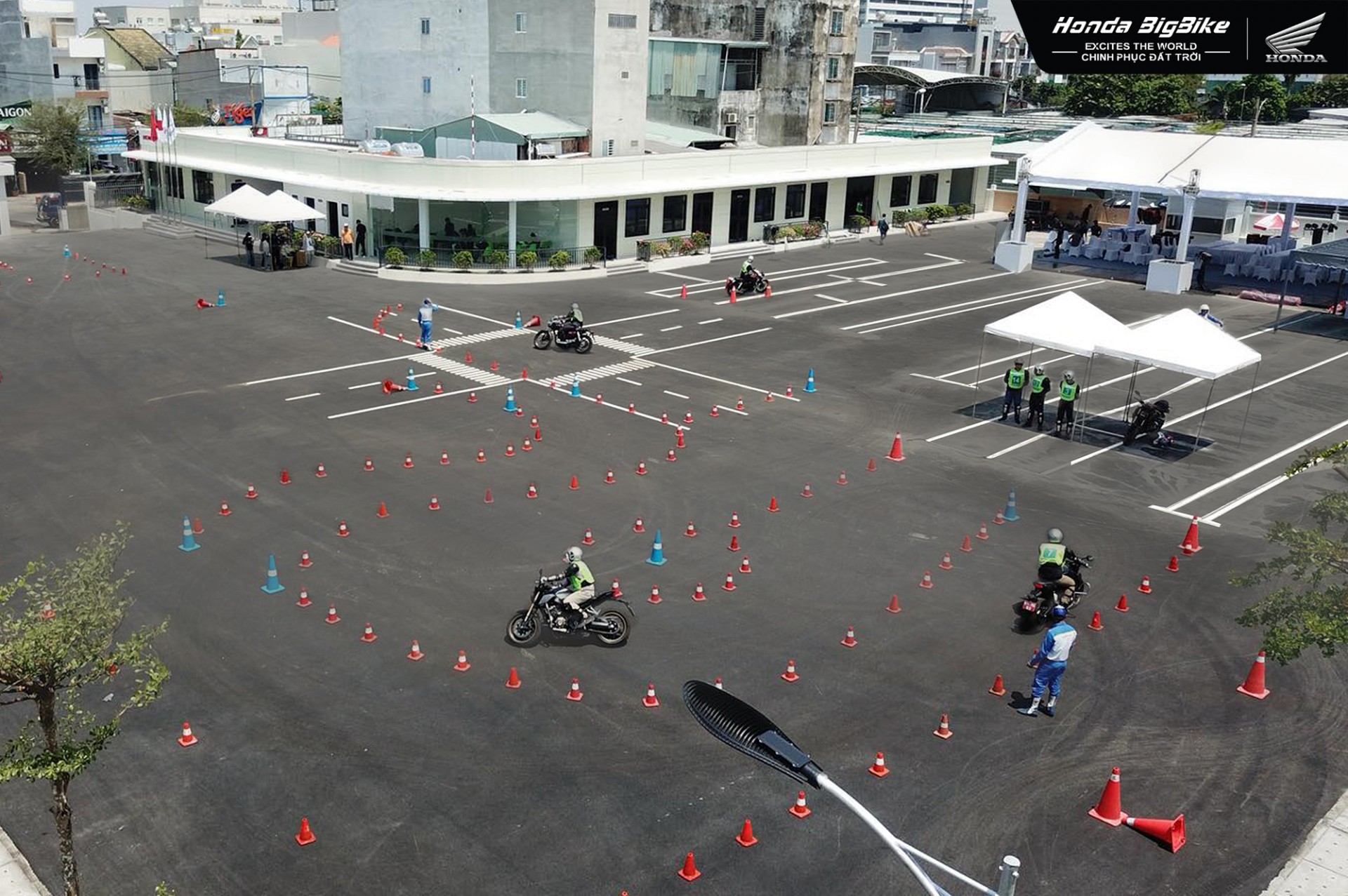 Tìm cách tăng doanh số xe phân khối lớn, Honda Việt Nam tặng chi phí học bằng lái A2 Tìm cách tăng doanh số xe phân khối lớn, Honda Việt Nam tặng chi phí học bằng lái A2