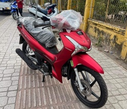 Honda Wave 125i 2024 nhập khẩu Thái Lan giá hơn 60 triệu đồng