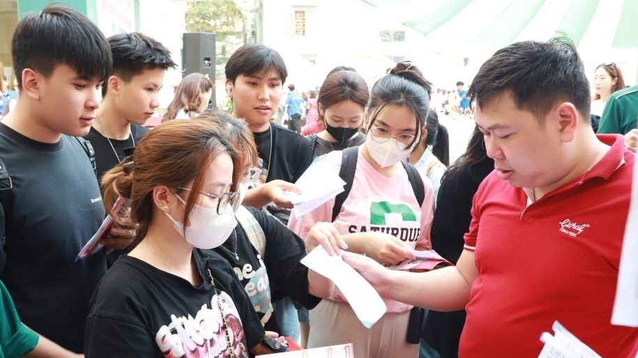 Việc làm bán thời gian tập trung chủ yếu vào nhóm 18 - 25 tuổi