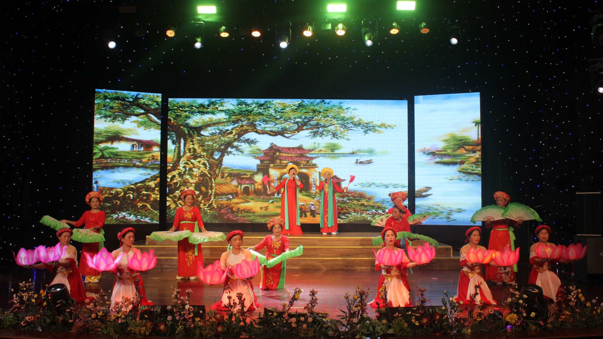 Lâm Đồng: gần 1.300 cơ quan, đơn vị, doanh nghiệp đạt chuẩn văn hóa