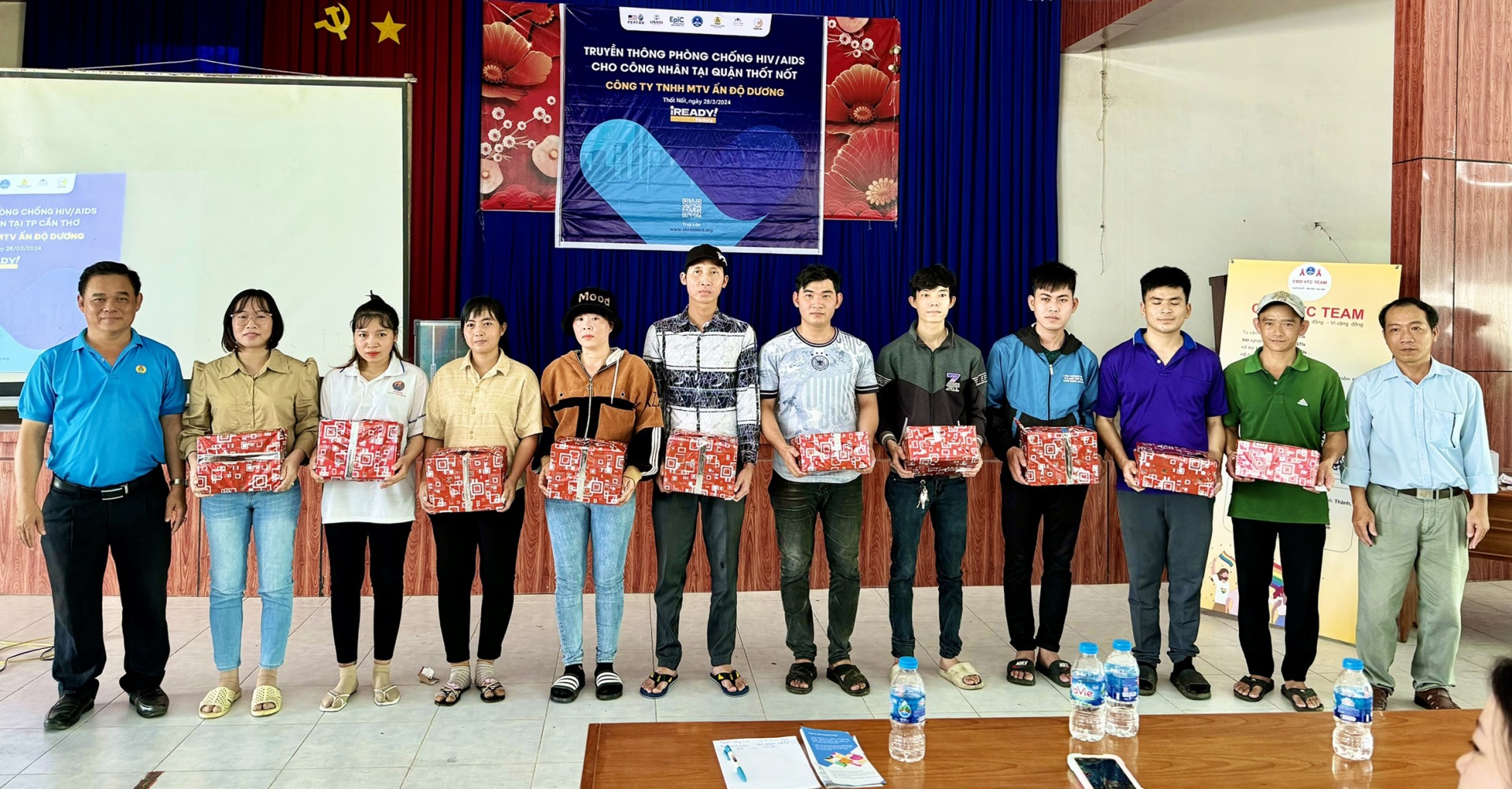 Cần Thơ: Hướng tới cộng đồng công nhân lao động không lây nhiễm HIV/AIDS Cần Thơ: Hướng tới cộng đồng công nhân lao động không lây nhiễm HIV/AIDS