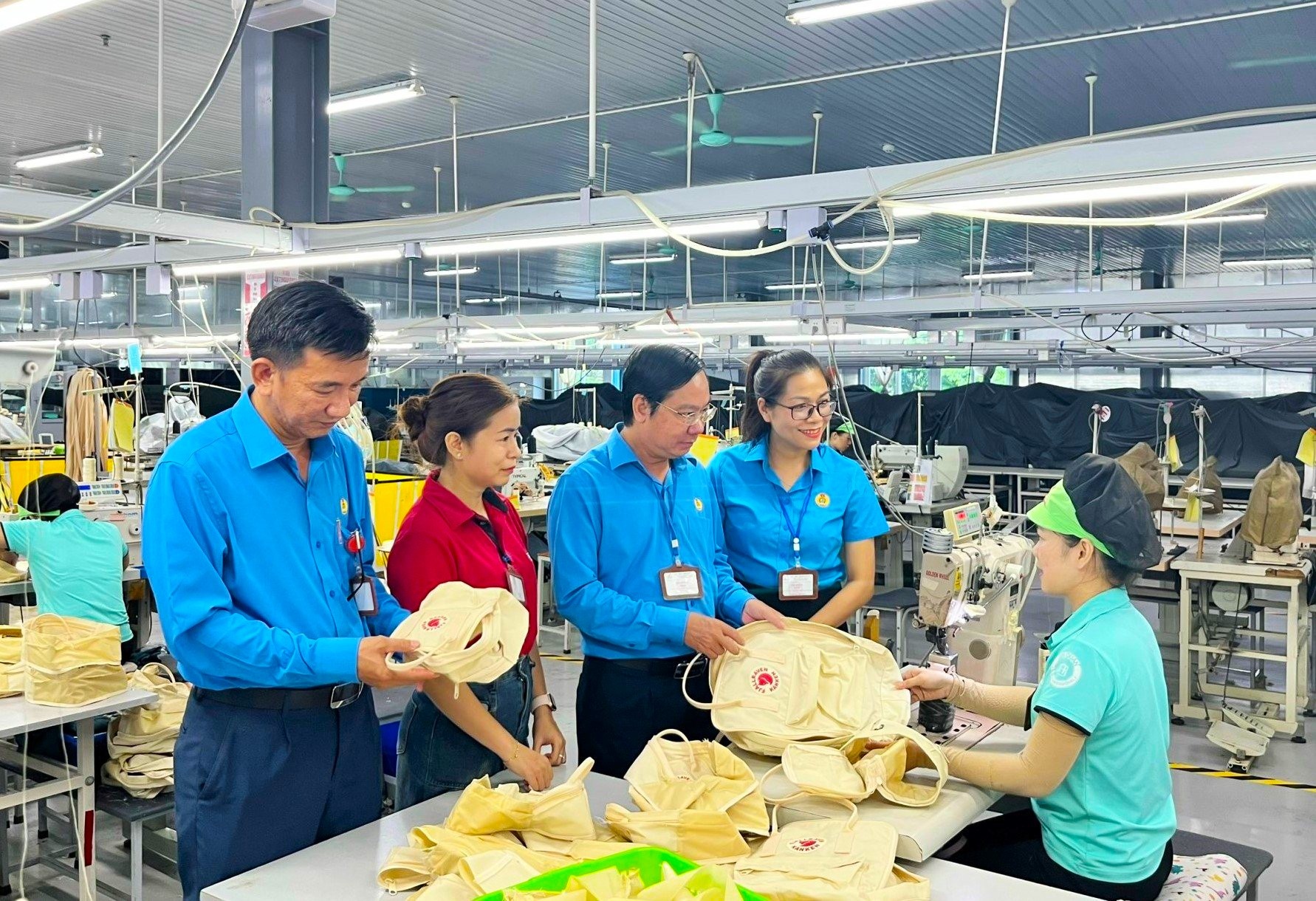 Hấp dẫn cuộc thi viết Hấp dẫn cuộc thi viết