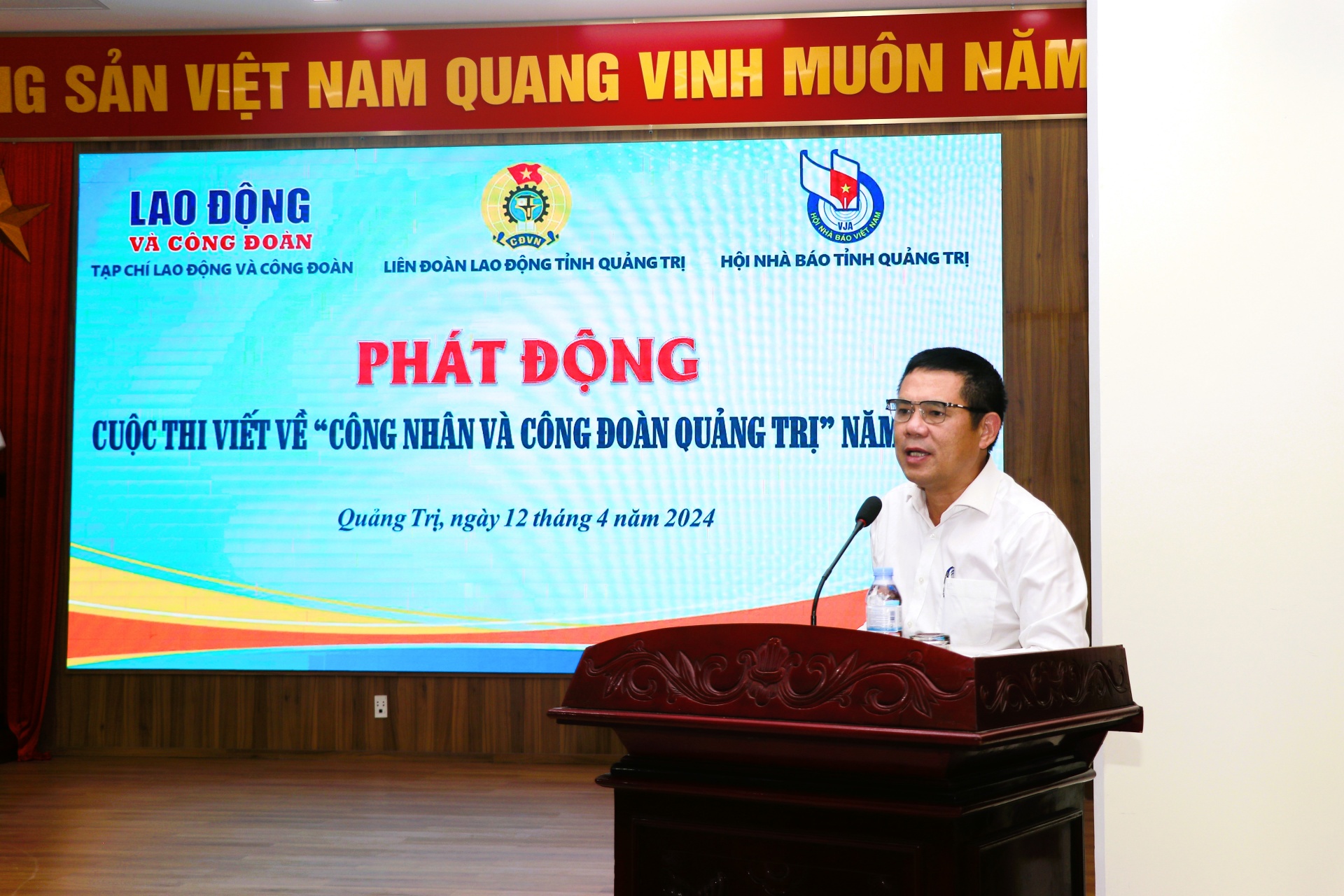 Hấp dẫn cuộc thi viết Hấp dẫn cuộc thi viết