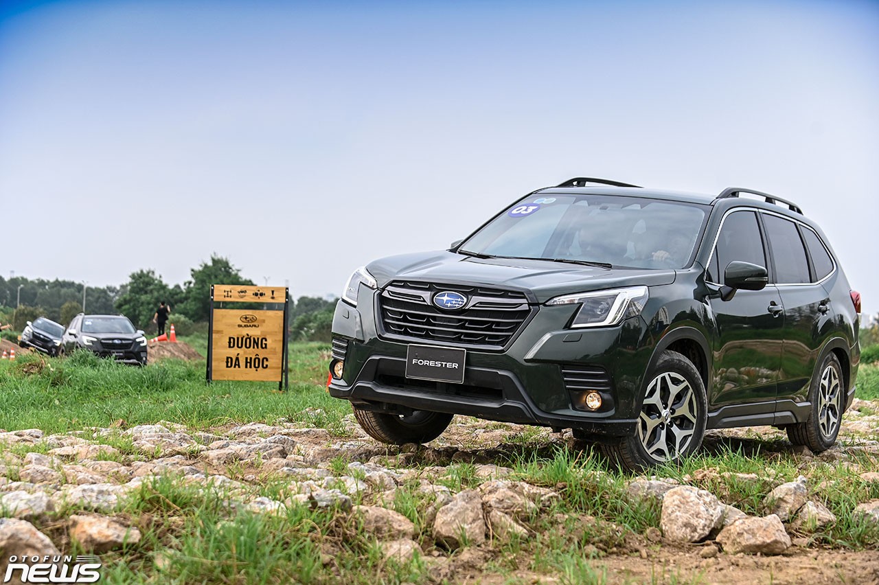 Cùng Subaru Forester lội nước, đi vách nghiêng, leo dốc cao tại thủ đô Hà Nội