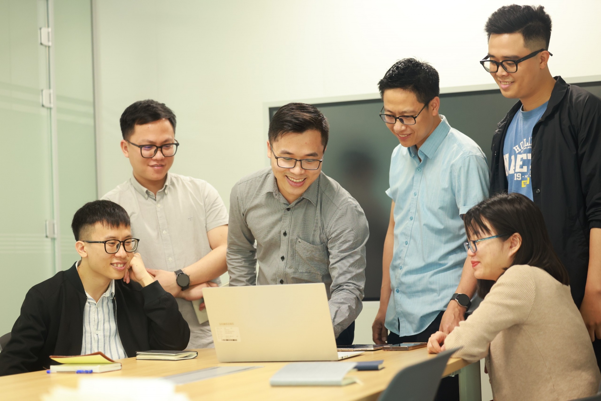 Galaxy AI và Galaxy AI và