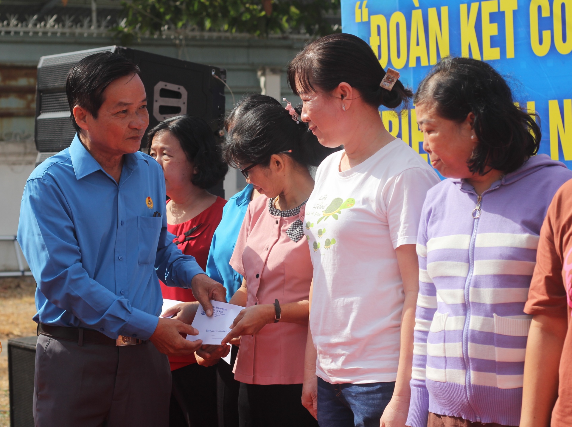 LĐLĐ tỉnh Tây Ninh chính thức phát động Tháng Công nhân 2024 LĐLĐ tỉnh Tây Ninh chính thức phát động Tháng Công nhân 2024