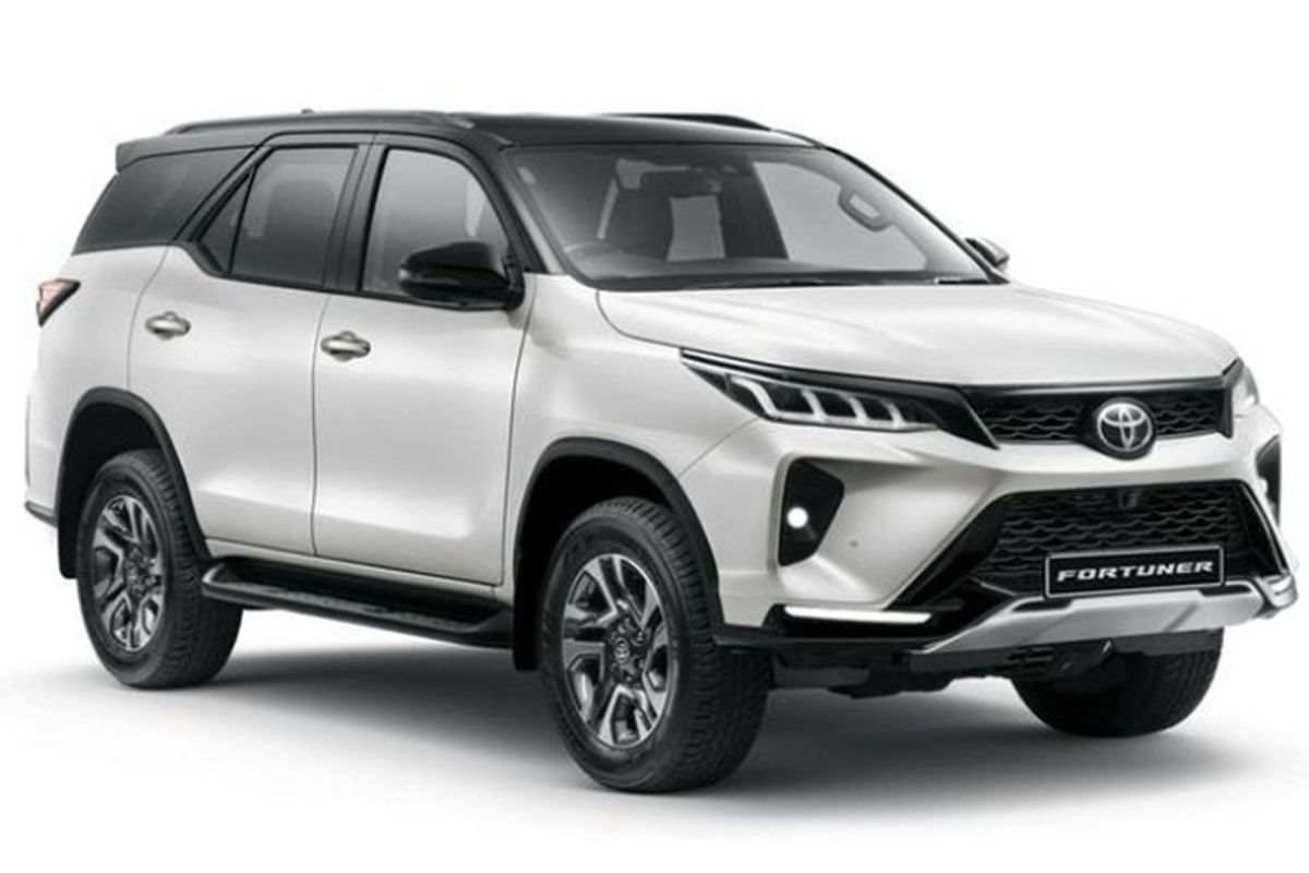 Toyota Fortuner hybrid đầu tiên ra mắt