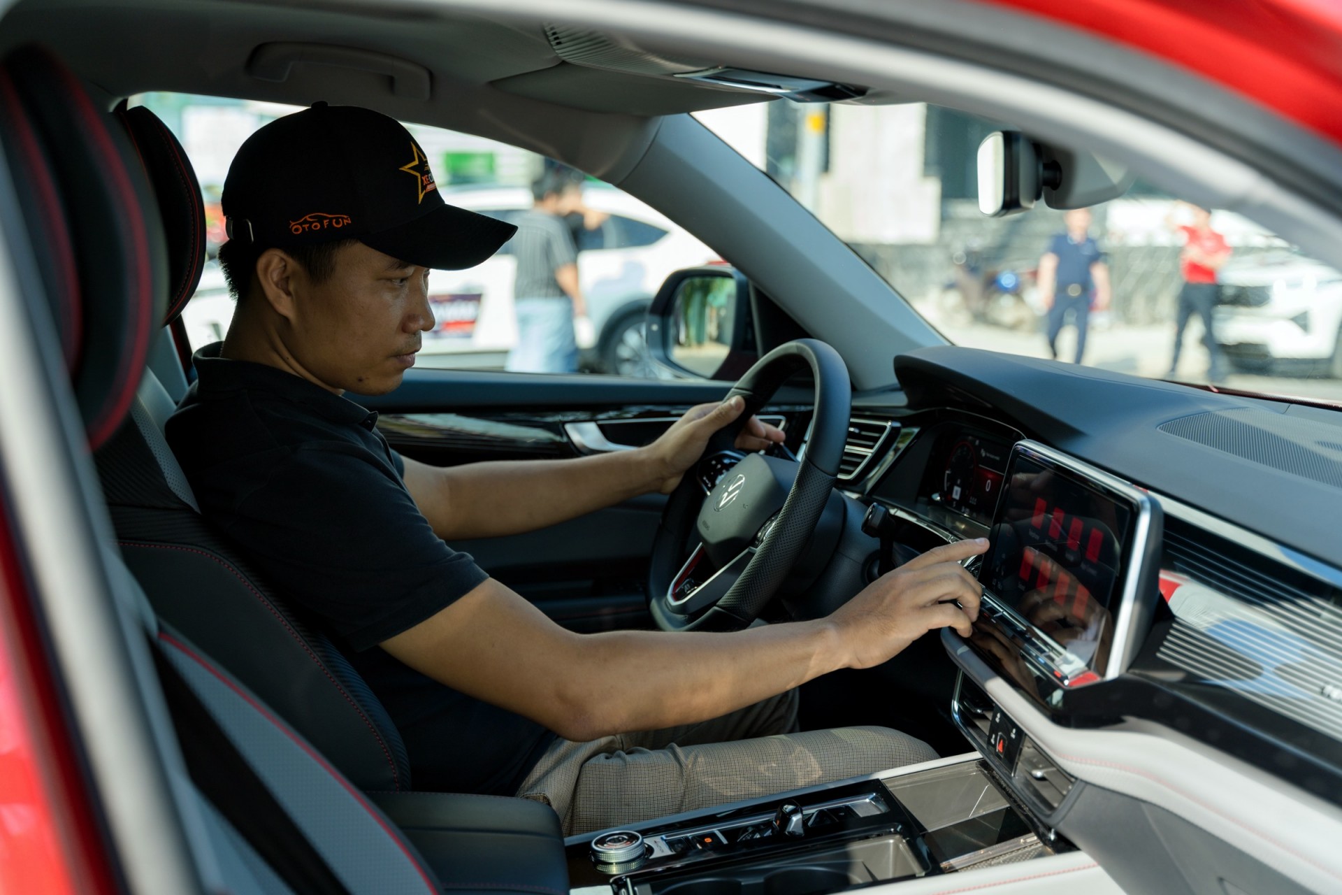 [XE CỦA NĂM 2024] Giám khảo đánh giá Volkswagen Teramont X: Ghi điểm bởi thiết kế độc đáo