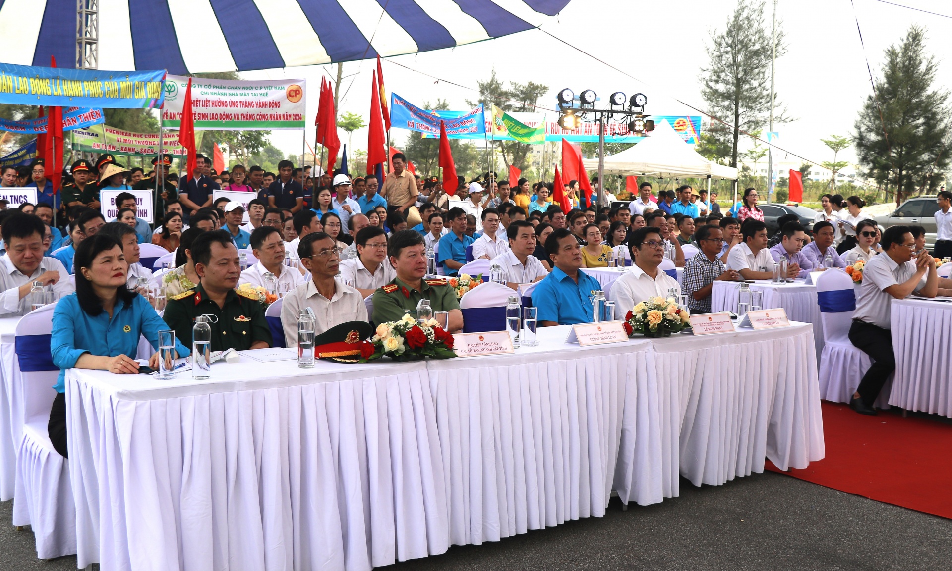 Thừa Thiên Huế phát động Tháng hành động về ATVSLĐ và Tháng Công nhân năm 2024 Thừa Thiên Huế phát động Tháng hành động về ATVSLĐ và Tháng Công nhân năm 2024