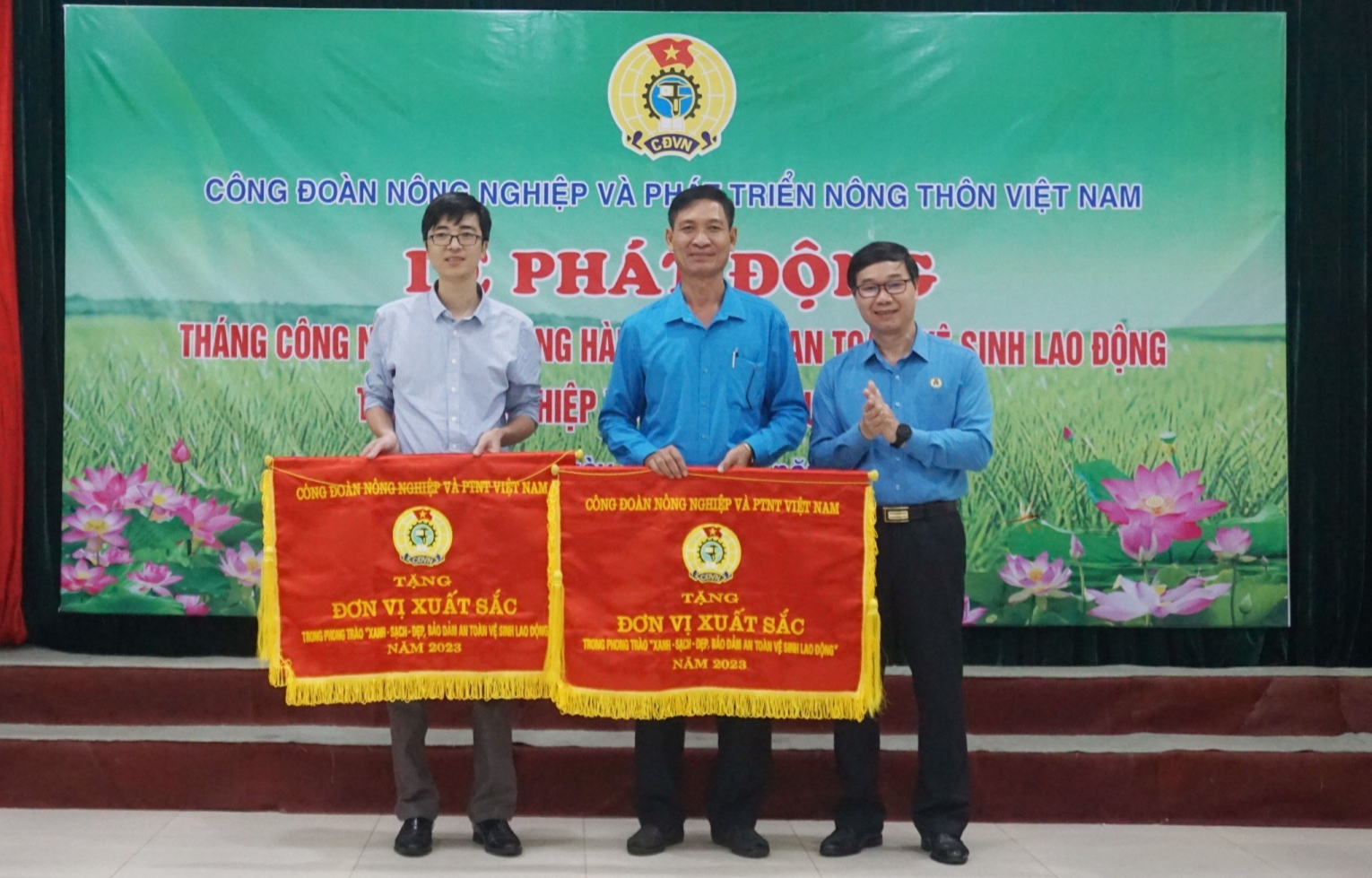 Mỗi công đoàn cơ sở một việc làm thiết thực, ý nghĩa vì lợi ích đoàn viên Mỗi công đoàn cơ sở một việc làm thiết thực, ý nghĩa vì lợi ích đoàn viên